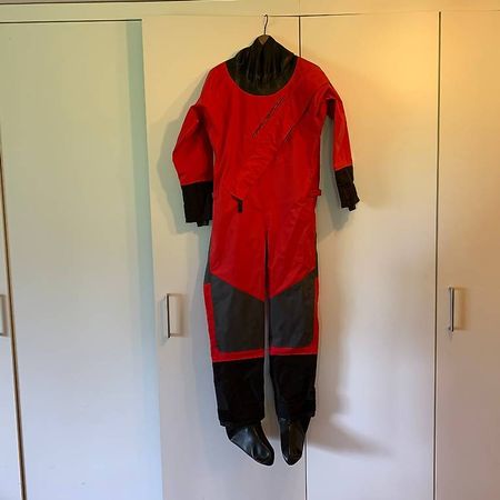 Marinepool Racing Classic Trockenanzug Kinder Gr. 128 rot