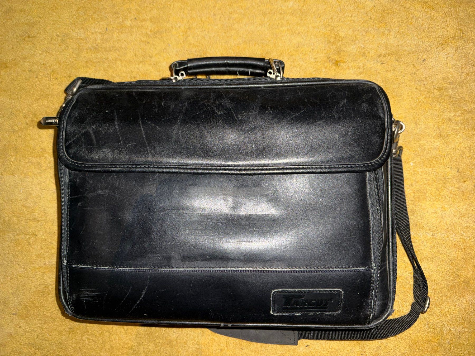 Dell Notebook: Dell Latitude 6400 Laptop mit Tasche – Usato da Hubersdorf venduto da Gewonnen 9