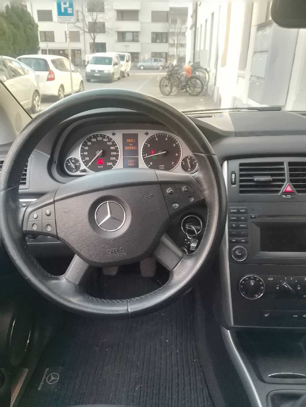 Automobili: Mercedes Benz BKlasse – Usato da Zürich venduto da POP70 7
