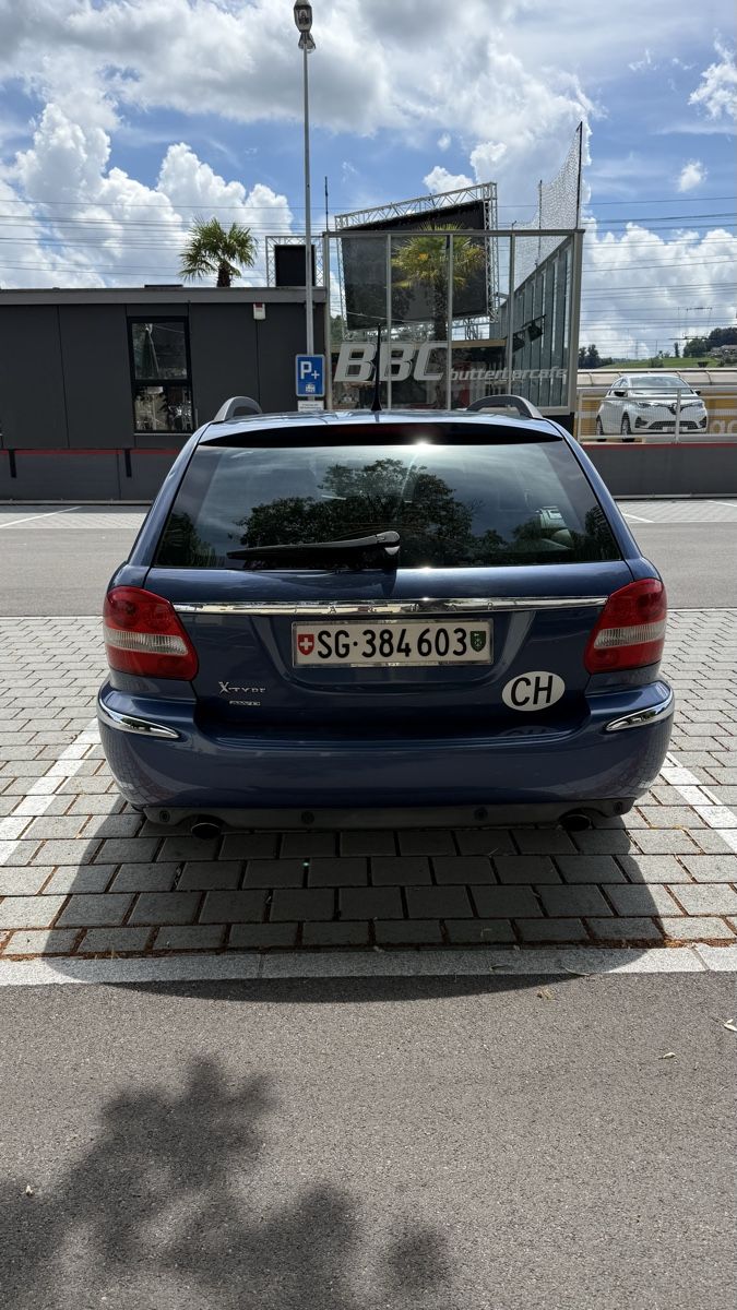 Jaguar Automobili: Jaguar X-Type – Usato da Gossau SG venduto da Adrian375 5