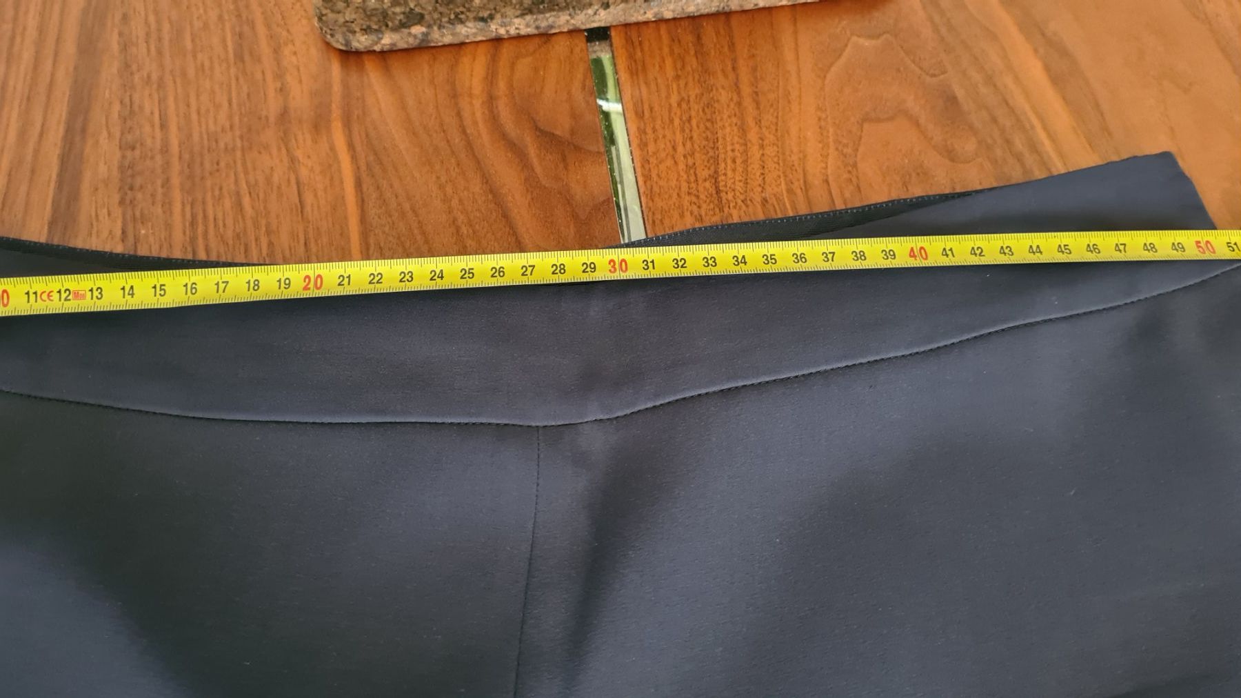 Armani Pantaloni: Giorgio Armani Hose blau – Usato da Minusio venduto da Ninfa54 2