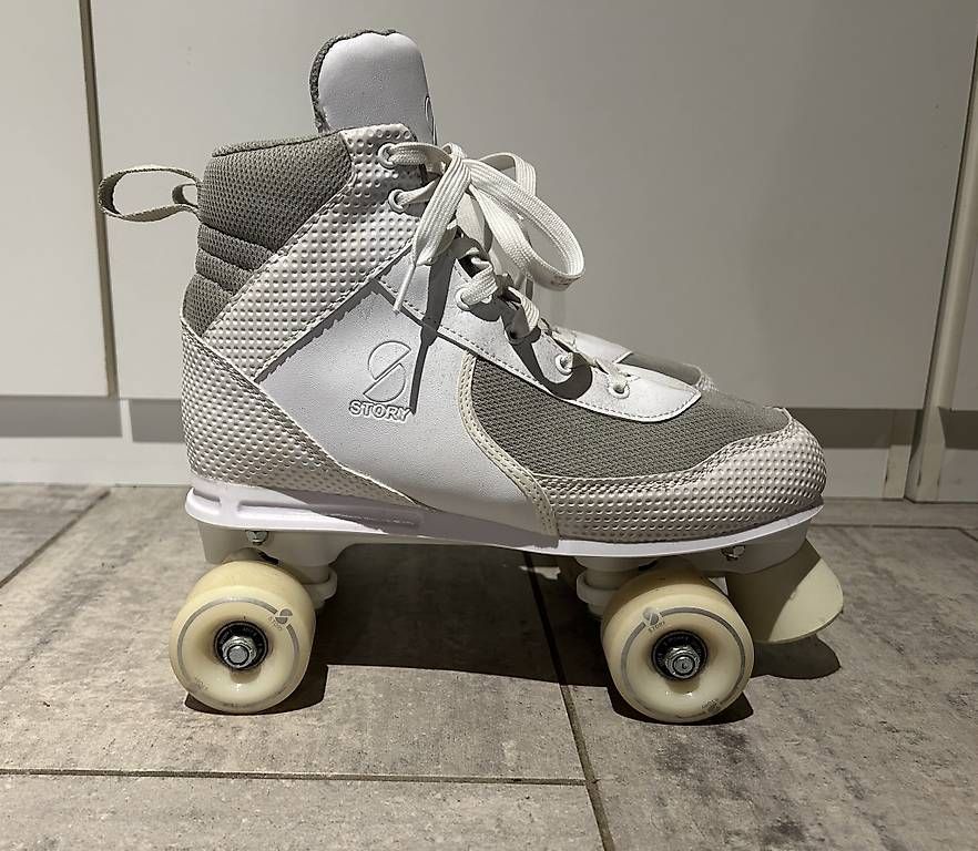 Pattini in linea & Pattini a rotelle: Rollschuhe, Grösse 41-42 – Usato da Obergoldbach venduto da lea_tyt7