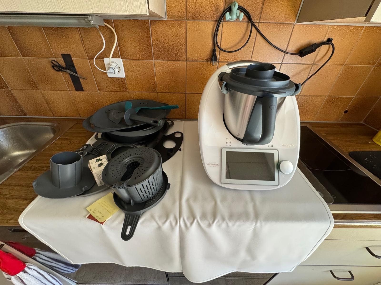 Thermomix Küchengeräte: TM 6 mit viel Zubehör – Gebraucht aus Winterthur von Cloede67