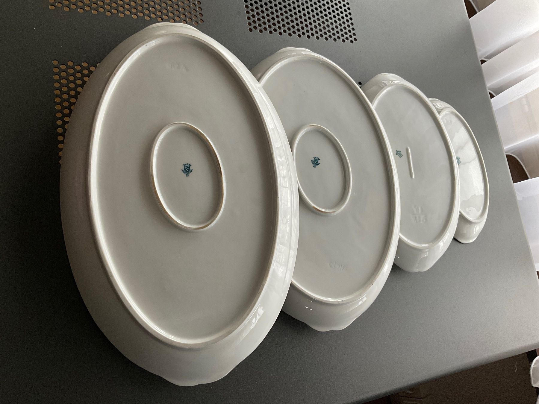 Servierplatten: Langenthal Anbieter Teller – Gebraucht aus Emmen von Lampery 5