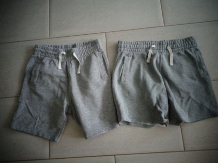 2x SHORTS GR.XS