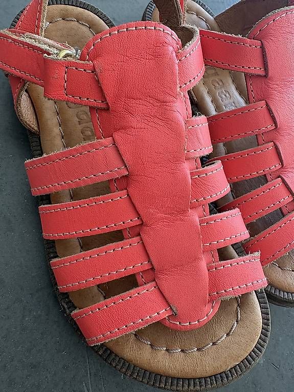 Scarpe per ragazze: Bisgaard Sandalen Gr. 27 neonpink – Usato da Thayngen venduto da xelera 2