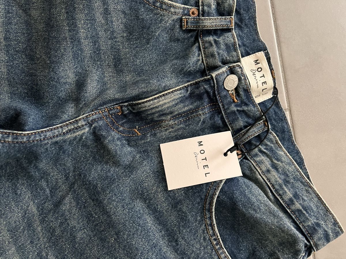 Jeans: Jeans von Motel – Nuovo e nell'imballaggio originale da Reinach BL venduto da Barbara2106 1