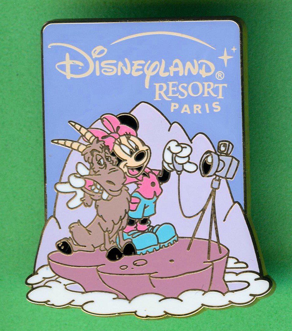 Disney Placchette & Badge: Disney   MINNI  in den Bergen – Usato da Winterthur venduto da Sammleroase
