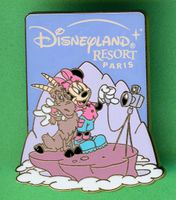 Disney   MINNI  in den Bergen