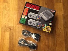 Nintendo SNES Classic Mini Neu Ungeöffnet +2 Kabel