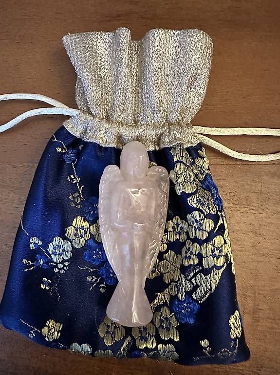 Edelsteine: Rosenquarz Engel – Gebraucht aus Aristau von Devilgirl_1327