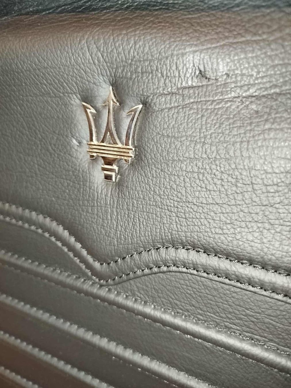 Reisekoffer: Valise   Maserati – Gebraucht aus La Chaux-de-Fonds von Emmaus2300CDF 1