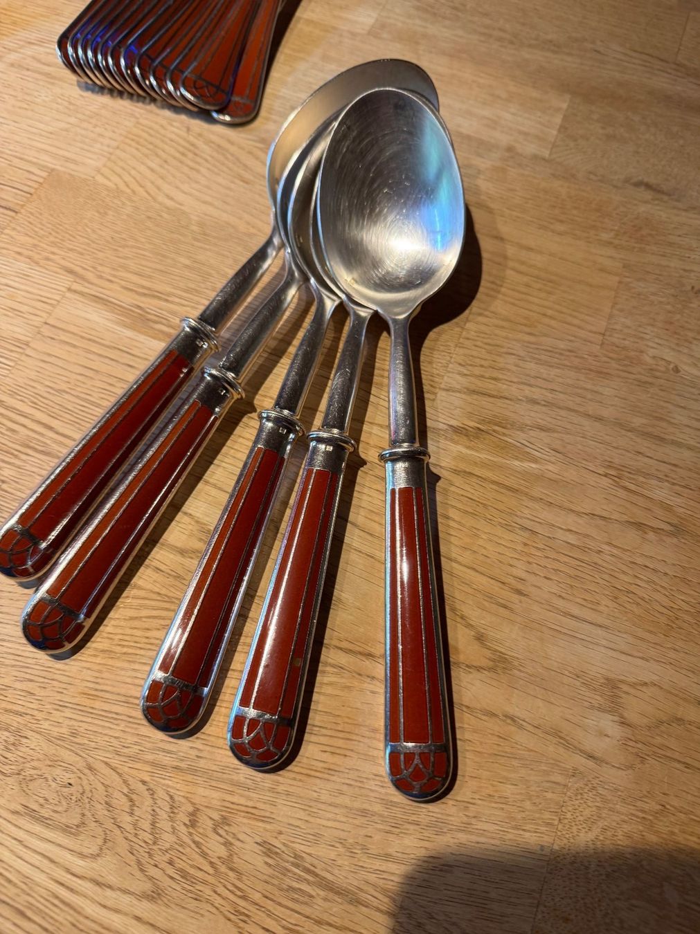 Christofle Geschirrsets: Christofle 127-Piece Silverware Set – Pristine Condition – Gebraucht aus Grund b. Gstaad von ReLuxe 5
