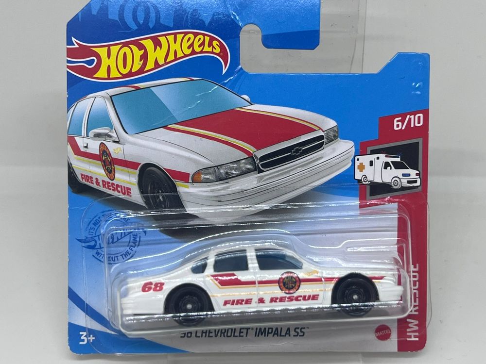 Hot Wheels '96 Chevrolet Impala SS 1:64 - Serie HW Rescue 2021 - Edizione Collezione Con Custodia Protettiva KLAS (Short Card)
