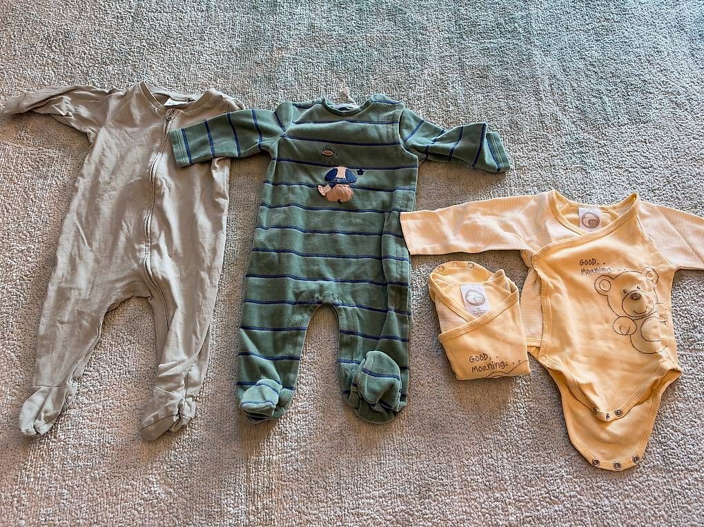 Kleiderpakete & -sets: 38 Teile - Kinderkleider Paket Grösse 68 – Gebraucht aus Hünenberg See von Ninouck 1