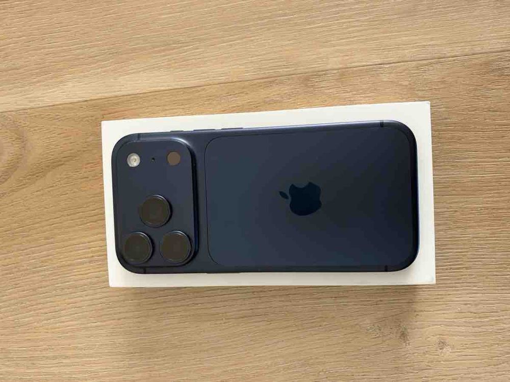Apple iPhone 17 Pro Deep Blue 256GB Top Zustand (Gebraucht) in ...
