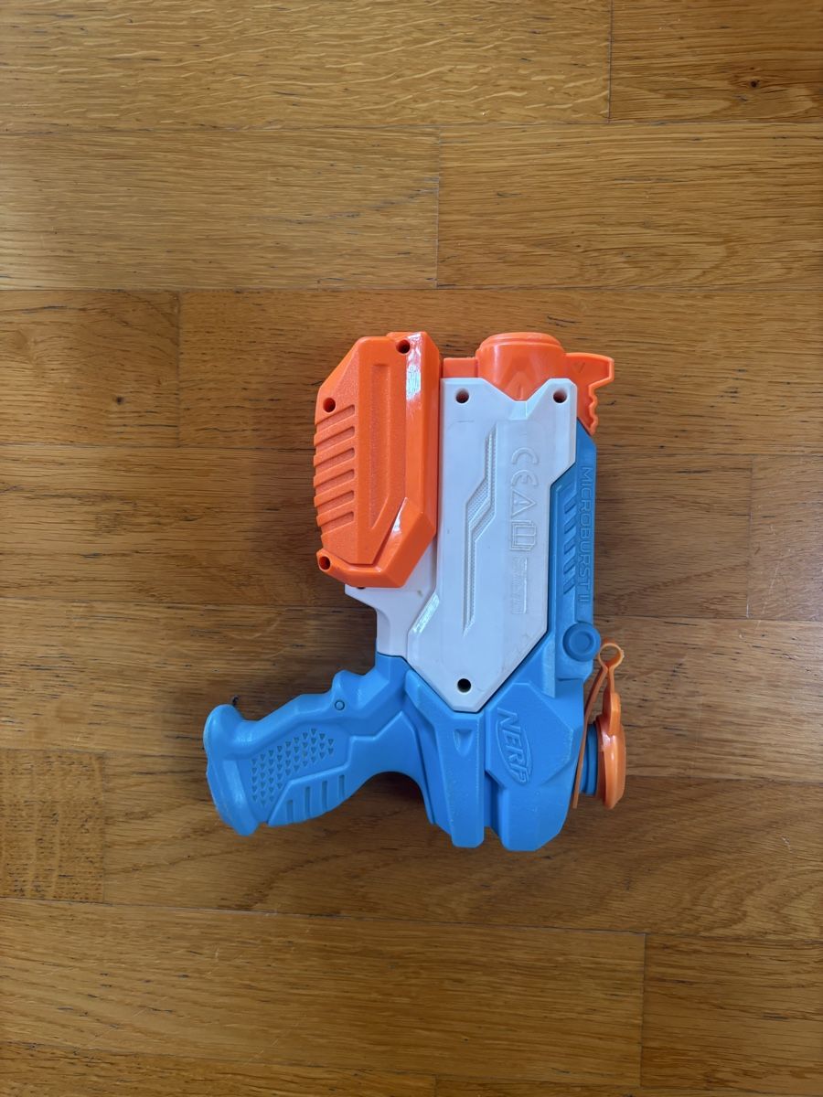 Nerf Spielzeuge: Nerf Water Guns lot condition used 4 items – Gebraucht aus Zürich von rad_scf2 2
