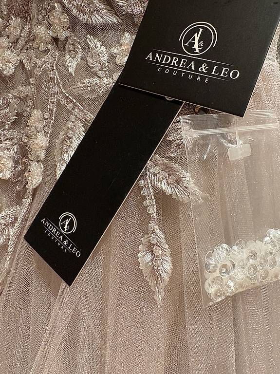 Vestiti: Andrea & Leo Gown – Usato da Herrliberg venduto da jil_y77h 2