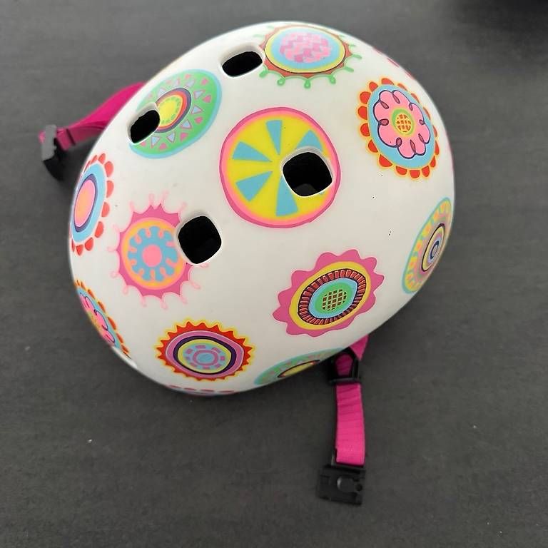 Helme: MICRO HELM DOODLE DOT Grösse S 48-53 cm – Gebraucht aus Muri AG von Florida30