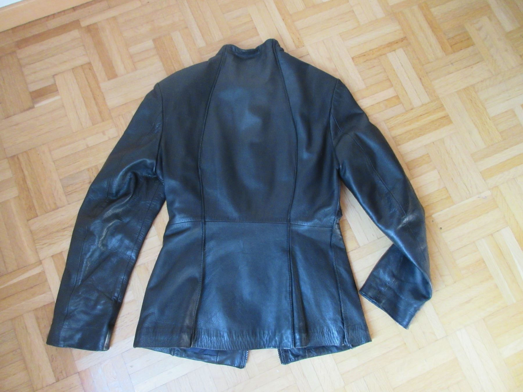 Giacche: tolle Lederjacke Damen schwarz it.42/ 36 – Usato da Lichtensteig venduto da mosovi 1