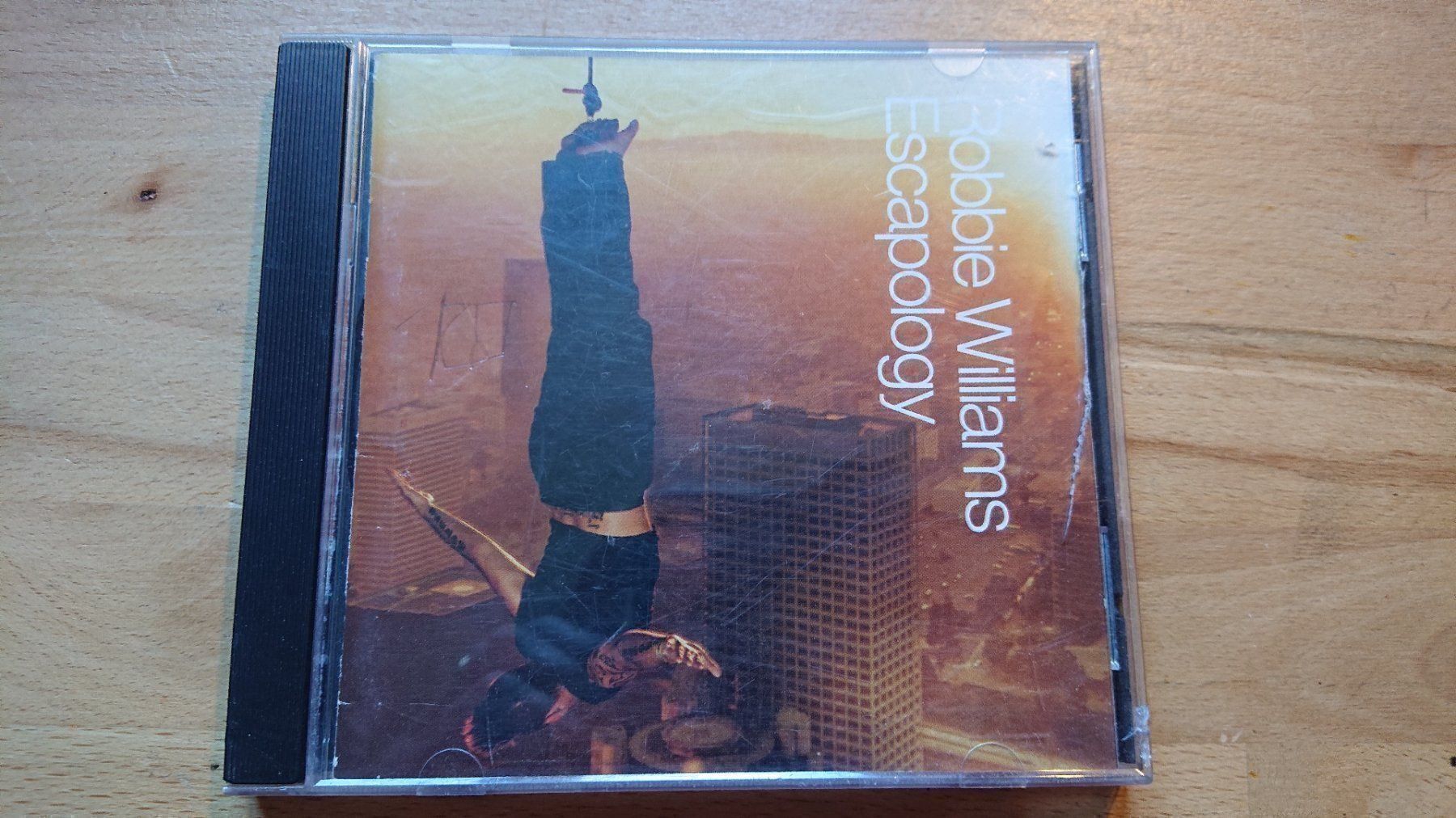 CD: CD Robbie Williams Escapology, und Swing – Usato da Gelterkinden venduto da martinom 1