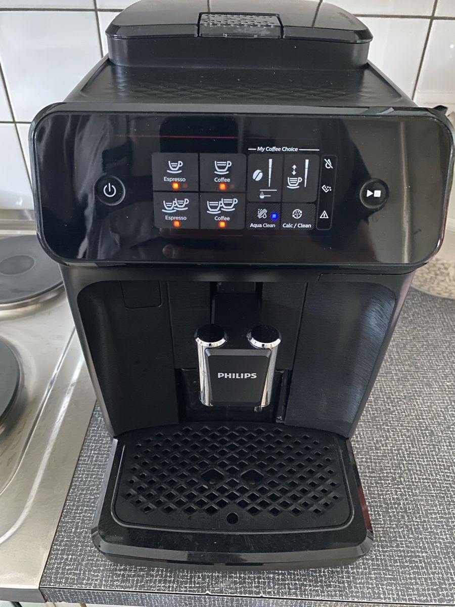 Philips Macchine per caffè & Macchine per espresso: Philips Kaffeevollautomat Series 1200: – Usato da Tägerschen venduto da AL_08