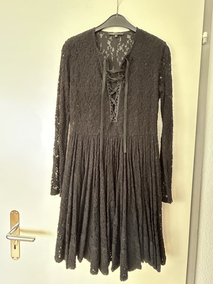 Maje Robes: Kleid Maje schwarz, Gr. 2/36 – D'occasion à Reinach BL par meinstil