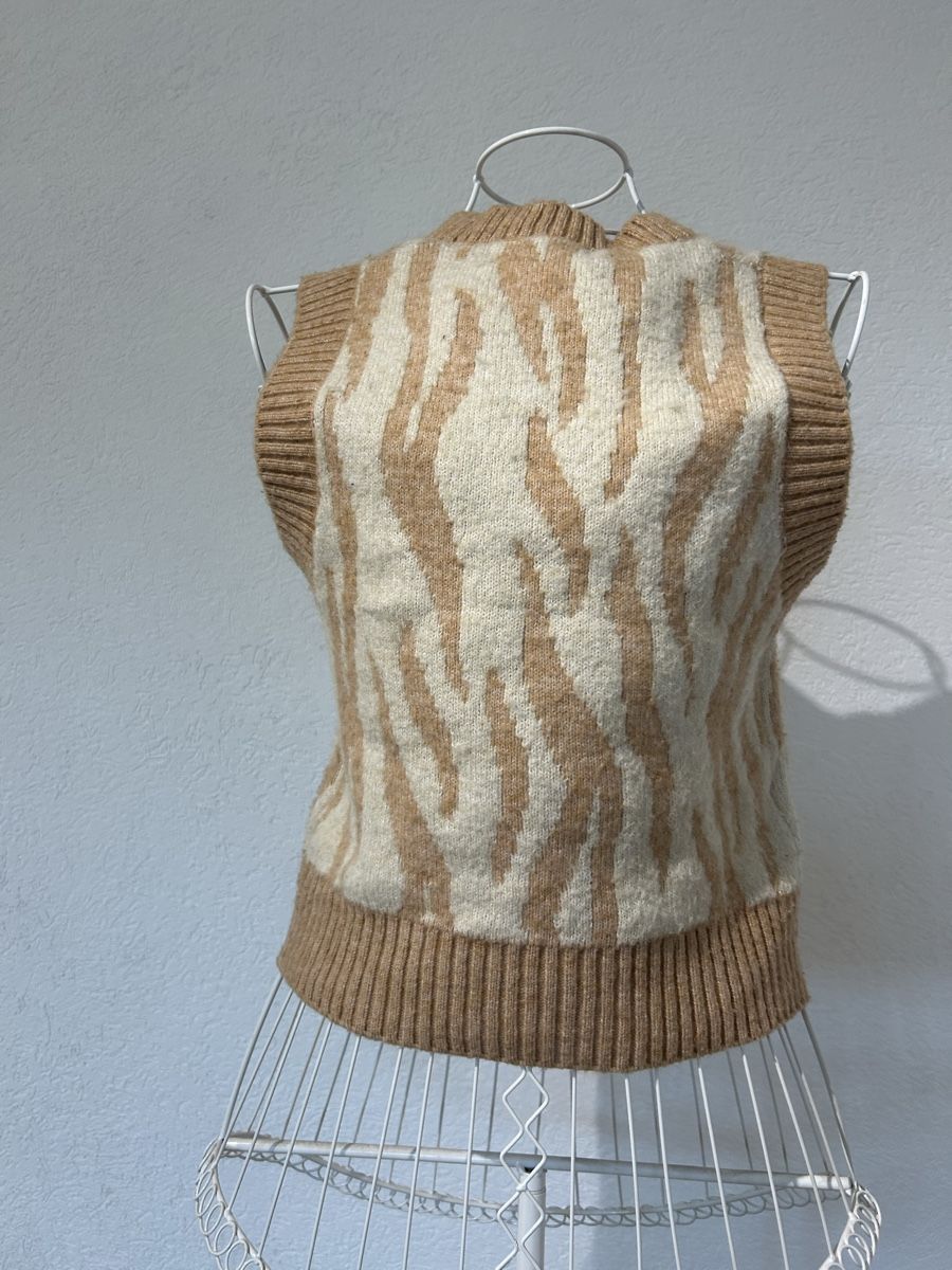 Mango Maglioni & Felpe: Strickweste – Usato da Schmitten FR venduto da let_k9yc 1