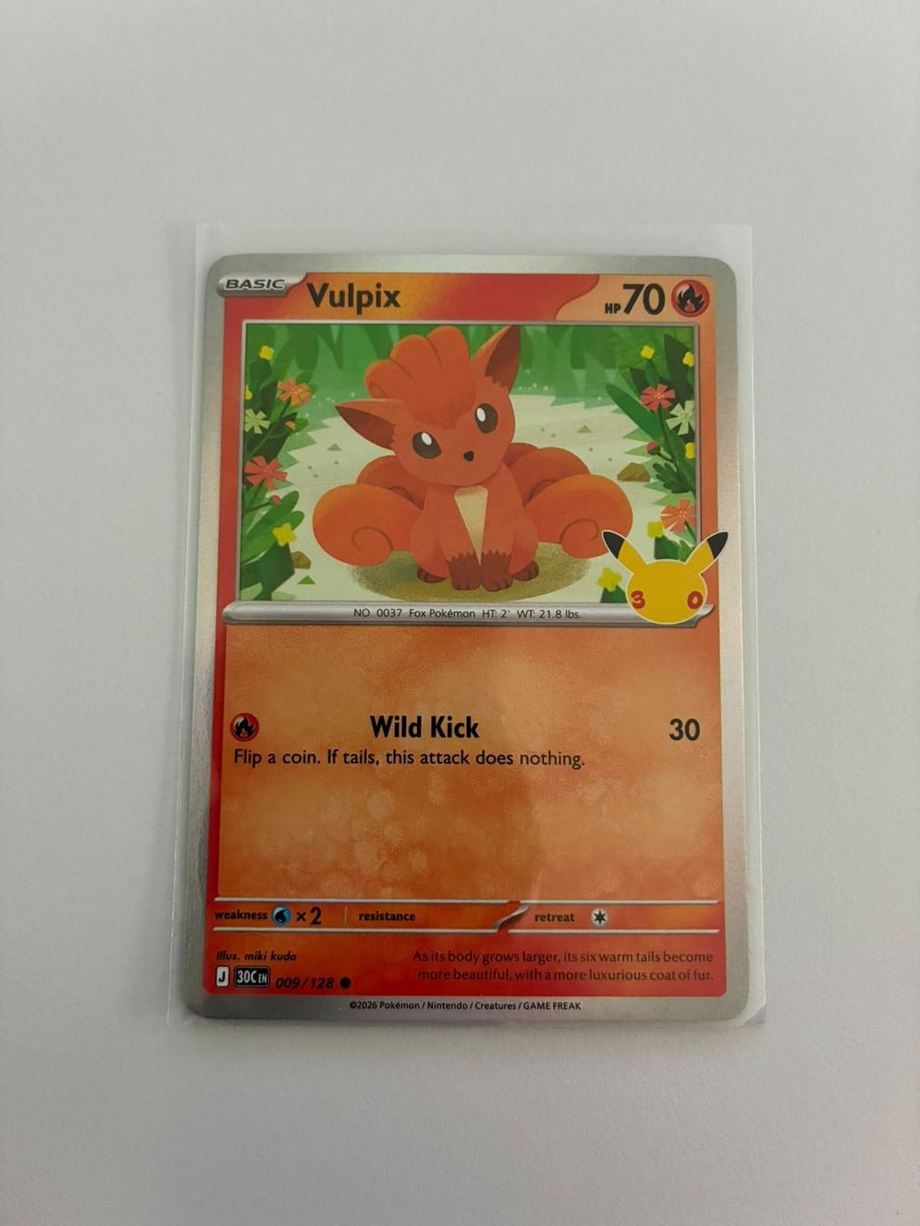 Pokémon Carte collezionabili: Carte Pokémon 30 ans - Vulpix 009/128 version EN – Nuovo (secondo la descrizione) da La Neuveville venduto da Ibo2300