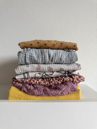 Zara Mädchenkleider Grösse 116 (7 Stücke)