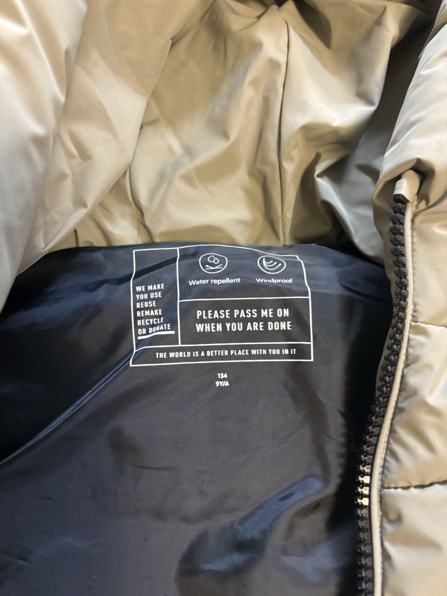 Altro abbigliamento per bambina: Leichte Steppweste mit Kapuze – Usato da Witterswil venduto da gandia05 2