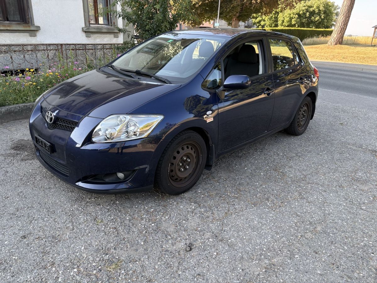 Toyota Automobili: Toyota auris – Usato da Siviriez venduto da S16_cl2000