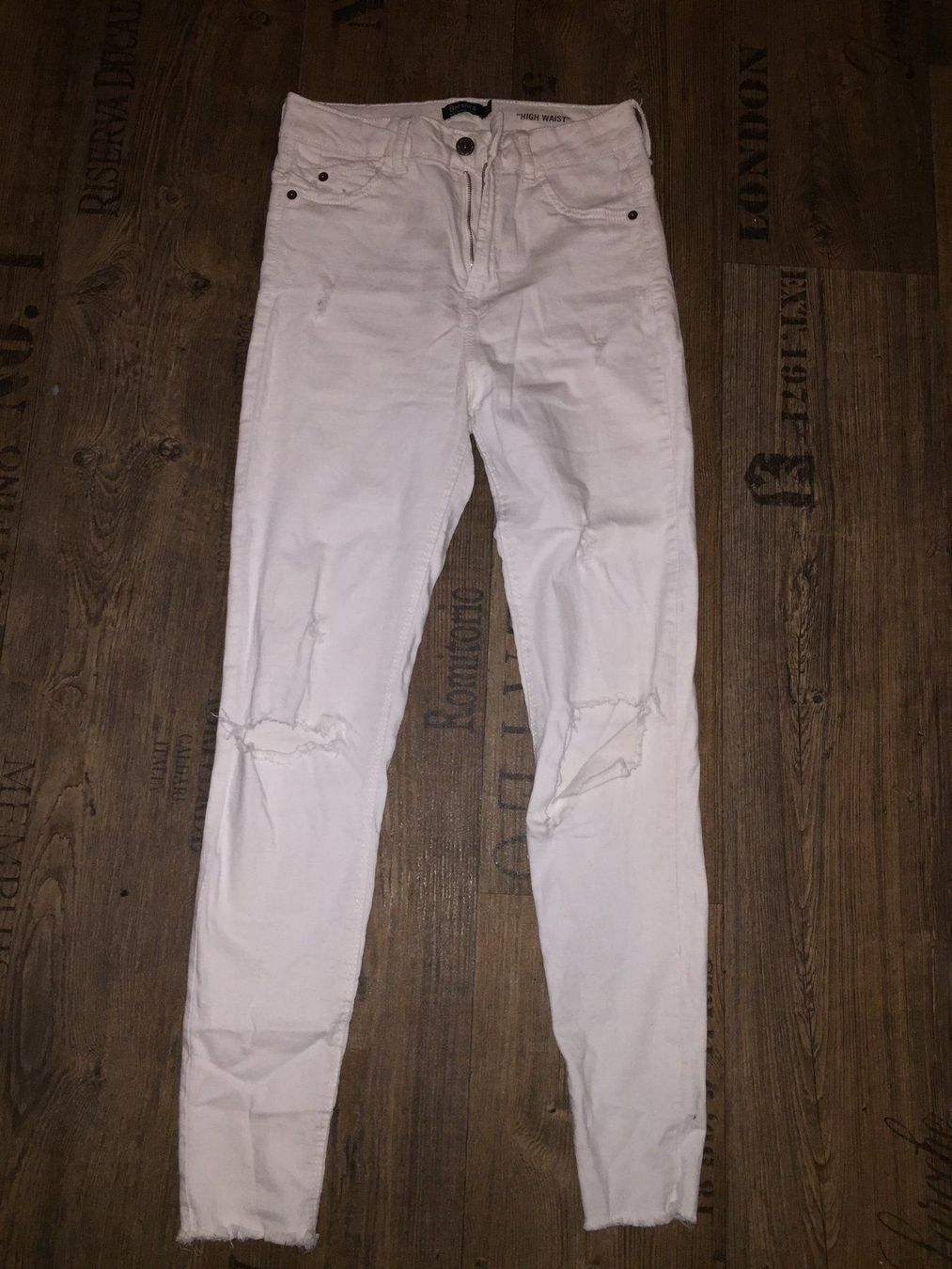 Lots de vêtements: 4 jeans   Taille / Grosse S – D'occasion à Cossonay-ville par Super-Price-Quality 3