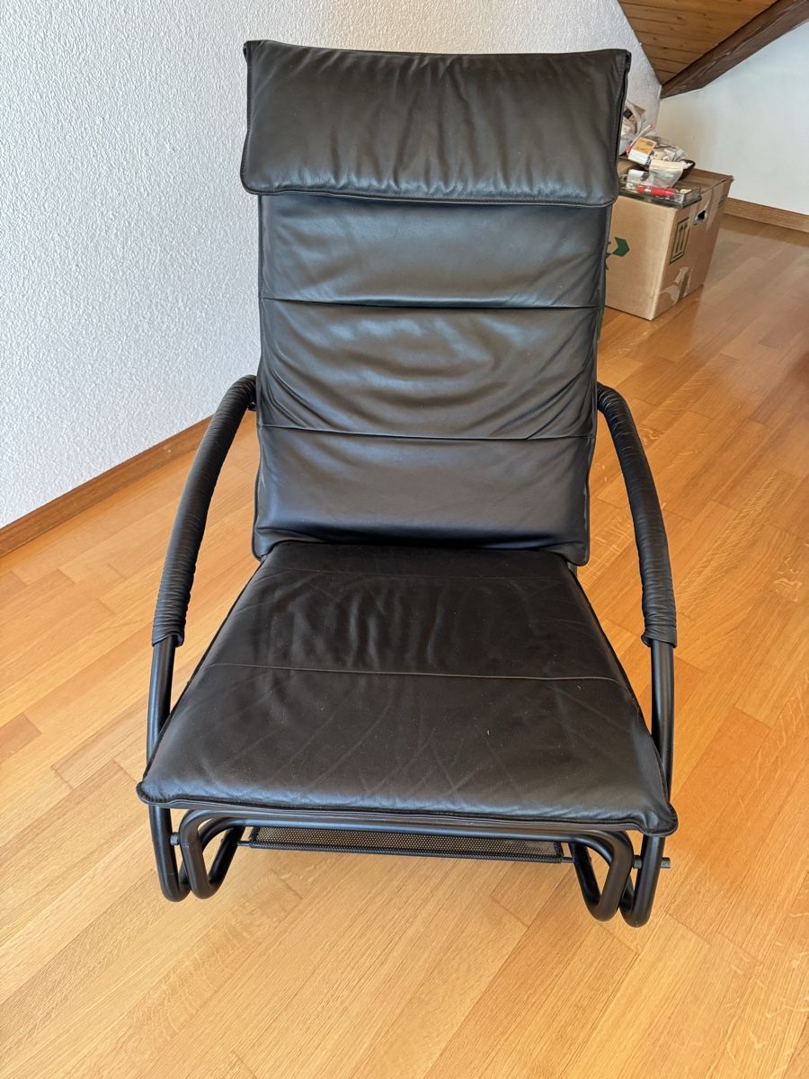 Altre altalene da giardino: Schwarzer Leder-Schaukelstuhl – Usato da Bern venduto da Cardi11