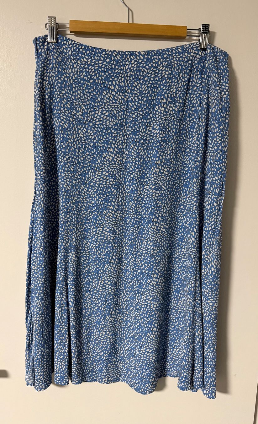 Esprit Gonne: Sommer Rock von Esprit, Grösse 42, Blau mit Muster – Usato da Münchenbuchsee venduto da dumle 1