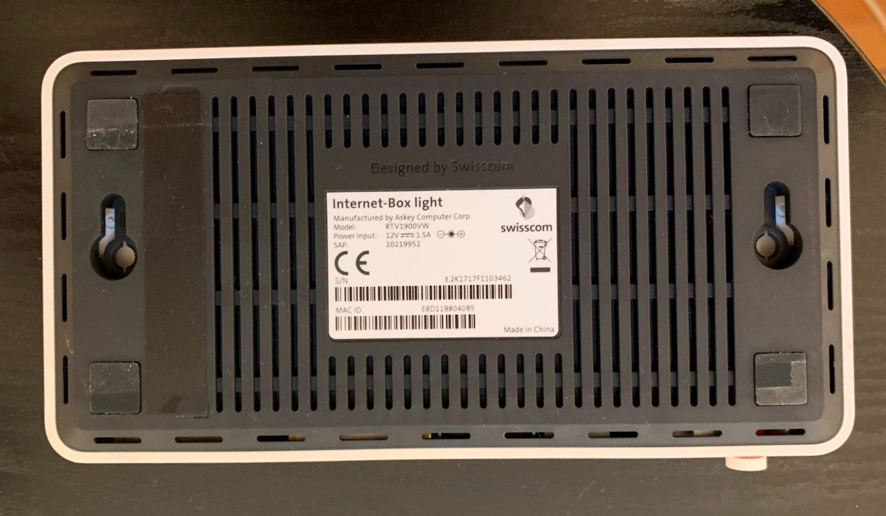Swisscom Modem & Router: swisscom Internet-Box light plus TV-Box – Usato da Lodrino venduto da Stema 2