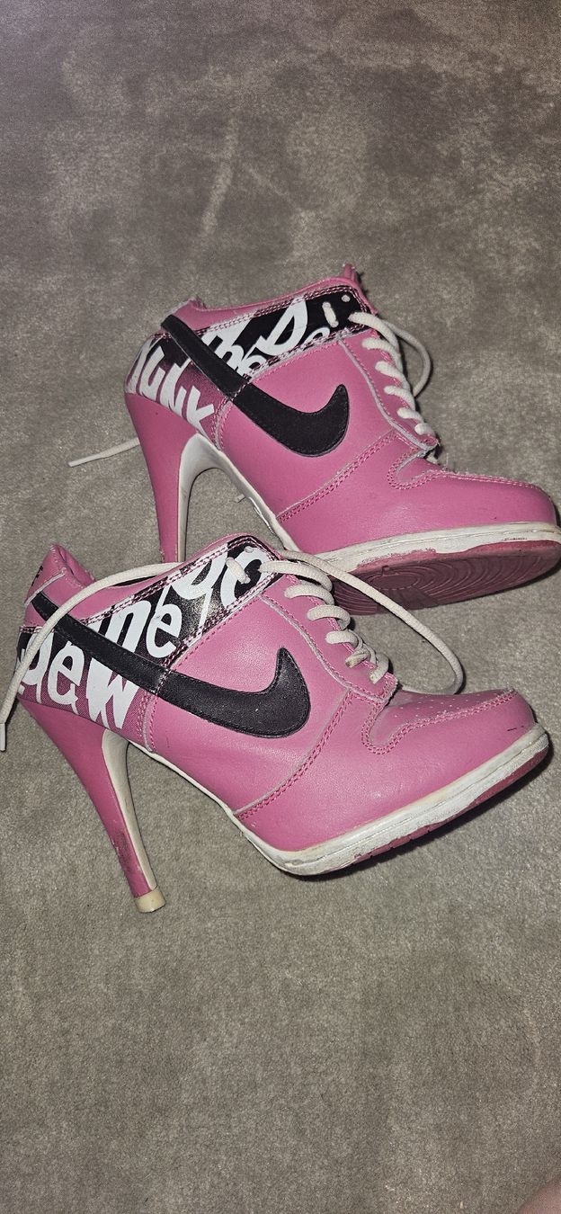 Nike Chaussures femmes: Nike Dunk High Heel, Grösse 38 – Défectueux à Tobel par Nicci_dee 1