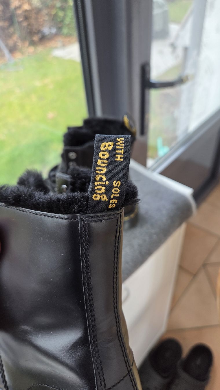 Dr. Martens Scarpe da donna: bottines Dr Martens fourrées – Nuovo (secondo la descrizione) da La Rippe venduto da SophieU 1