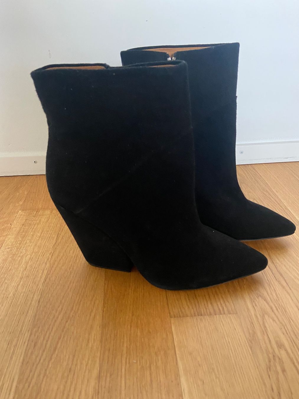 Iro Scarpe da donna: Stiefel Iro – Nuovo e nell'imballaggio originale da Büren an der Aare venduto da epe_5bpx 5