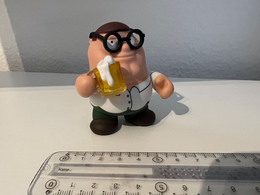 Statuette: Peter Griffin Kidrobot Family Guy Figur Collectible Art – Usato da Zürich venduto da Firefighter9090 1