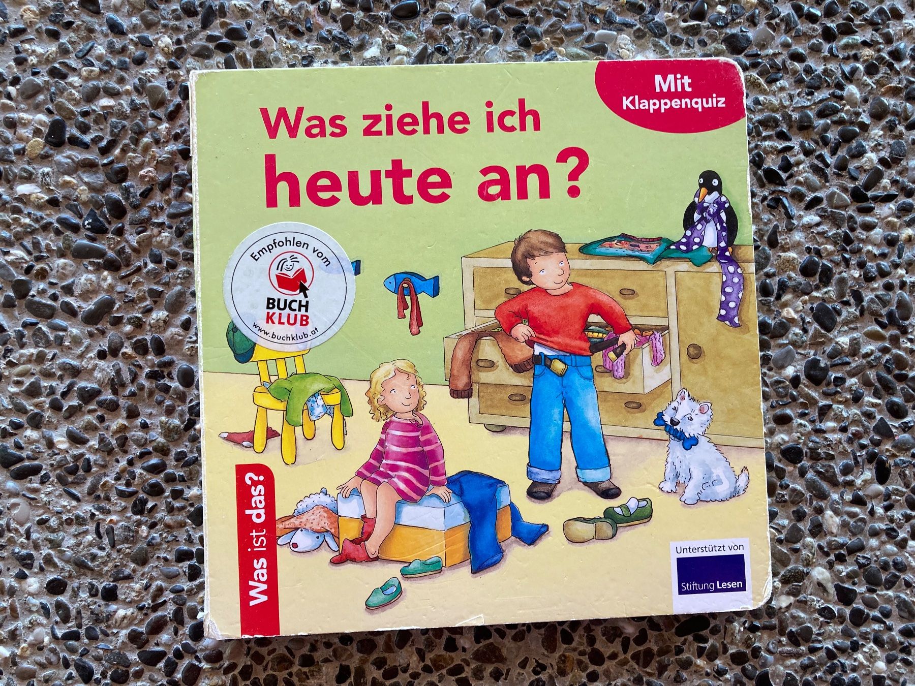 Bücher: Bilderbuch, Was ziehe ich heute an? – Gebraucht aus Aetingen von Nadinsky