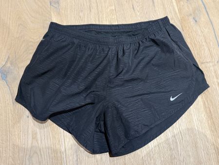 Nike Laufshorts dri-fit schwarz Funktionsstoff gr. M