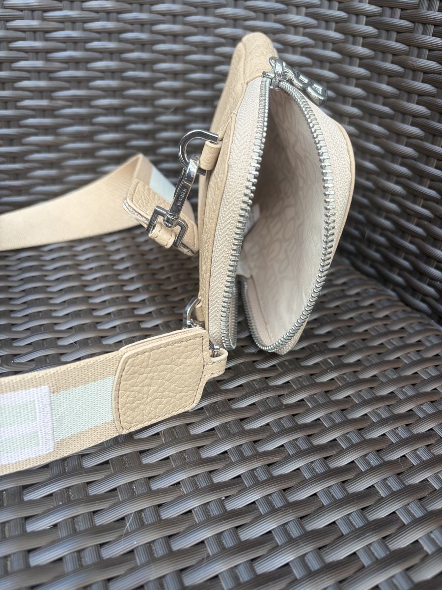 Bogner Borse da donna: Bogner Tasche Leder beige Damen  – Usato da Oberiberg venduto da tschalunbiker 4