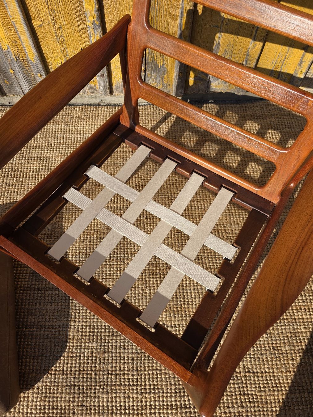 Sessel: Dänischer Teak Sessel von Illum Wikkelsø restauriert – Gebraucht aus Haslen AI von Vintagelix 5