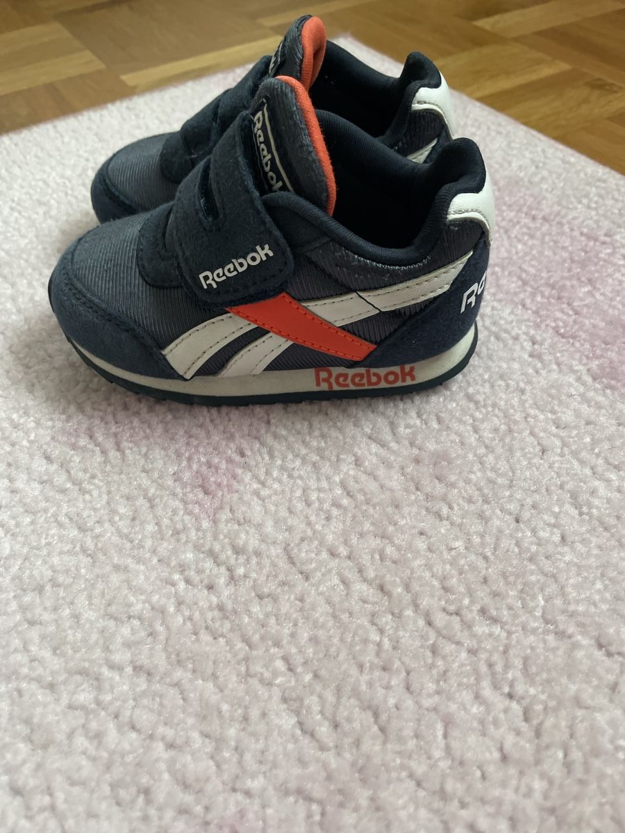 Reebok Scarpe per ragazzi: Chaussures bébé Reebok, taille 20 – Nuovo (secondo la descrizione) da Versoix venduto da Pti-pois 1