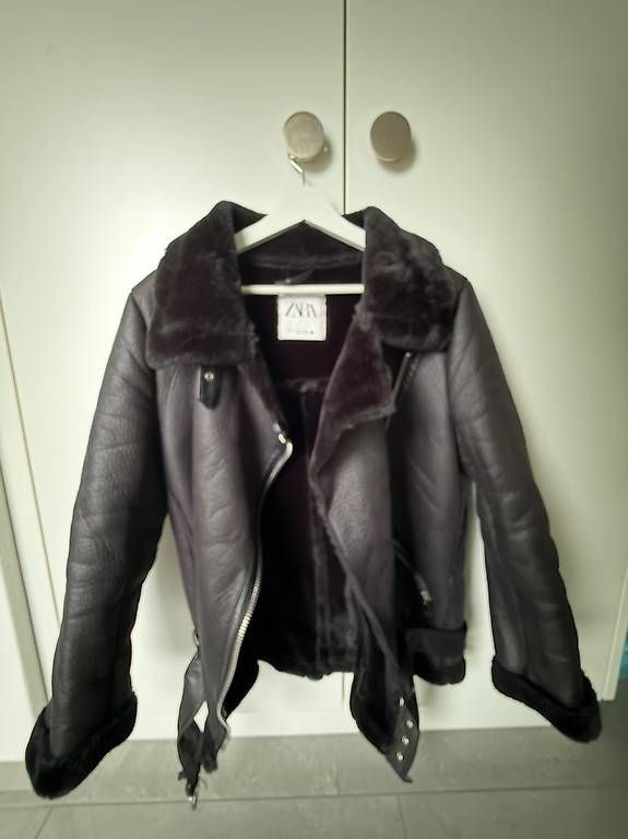 Zara Jacken: Zara Kunstlederjacke – Gebraucht aus Uznach von Rurr 1