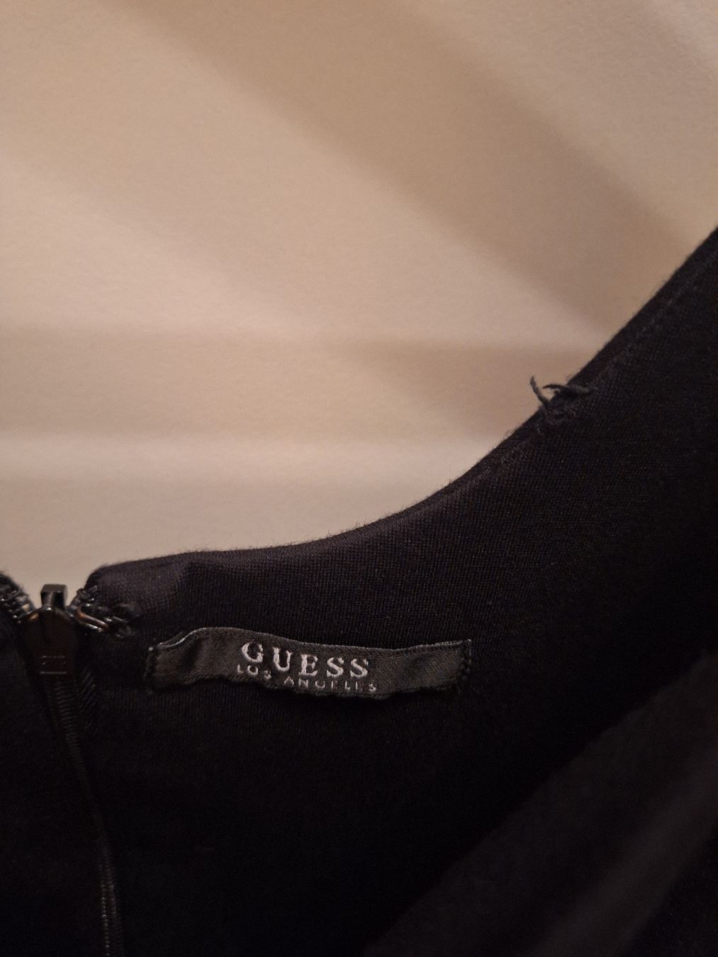 Guess Vestiti: Guess Etui Kleid neu – Nuovo (secondo la descrizione) da Neuhausen venduto da eliana2 3