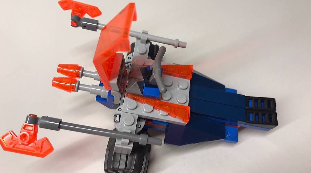 Spielzeuge: Lego Nexo Knights Battle Blaster – Gebraucht aus Basel von jan_k9cz 3