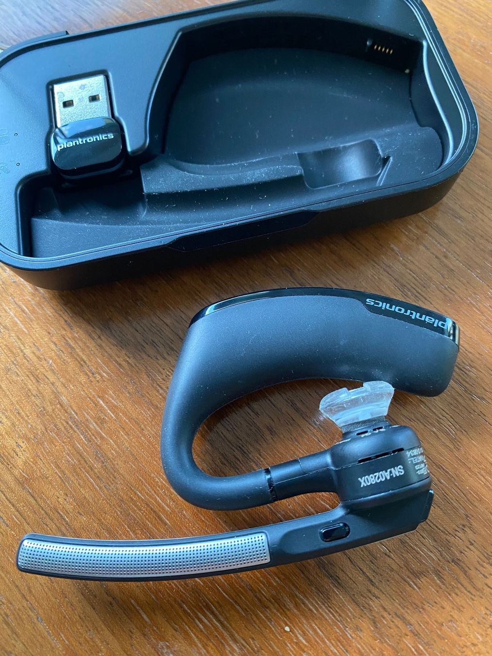 Plantronics Cuffie: Plantronics Bluetooth Headset, inkl. Lade-box, Gerät, usw. – Usato da Zürich venduto da dbrot 1
