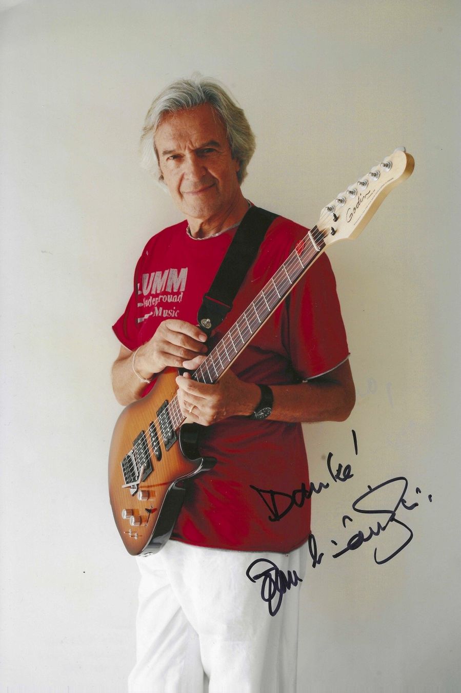 Autogramme: John McLaughlin original in person Autogramm Grossfoto – Gebraucht aus Guntershausen von sign4me